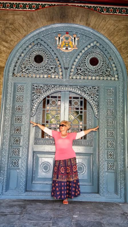 Traveling Lady Moon at Palace door, Rampur 
